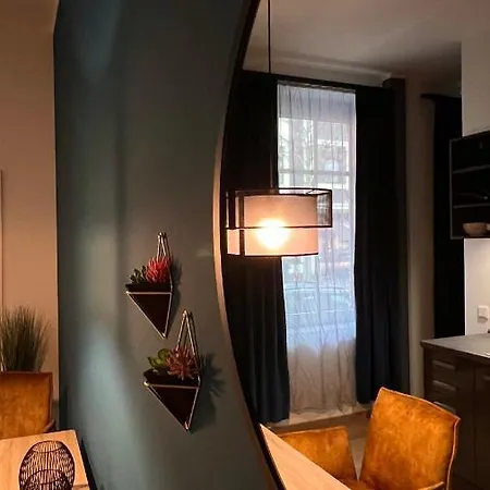H-85 Level 2/4 Apartment *