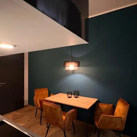 H-85 Level 2/4 Διαμέρισμα Κόμπλεντς