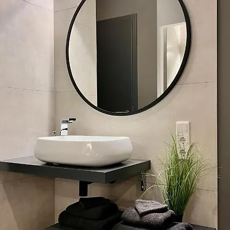 H-85 Level 2/4 Apartment