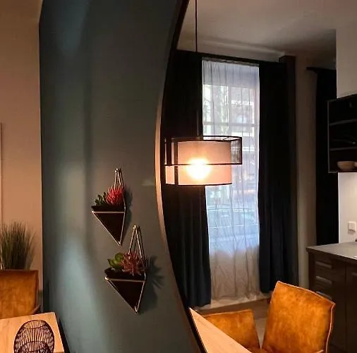 H-85 Level 2/4 Apartment *