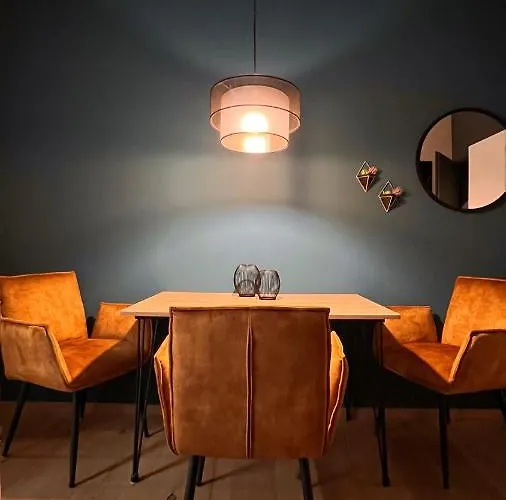 H-85 Level 2/4 Apartment